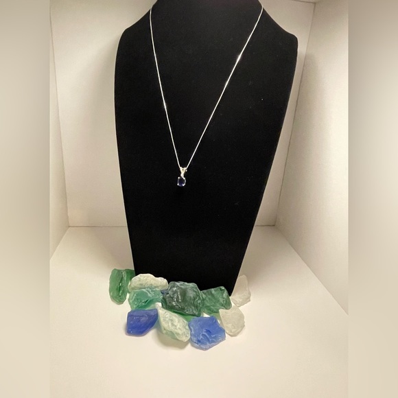 High quality, sapphire/diamond pendant - Picture 1 of 7